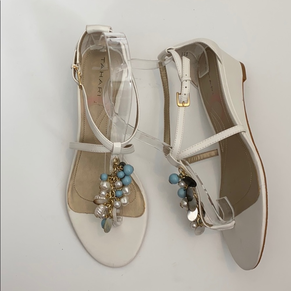 Tahari ray sandal